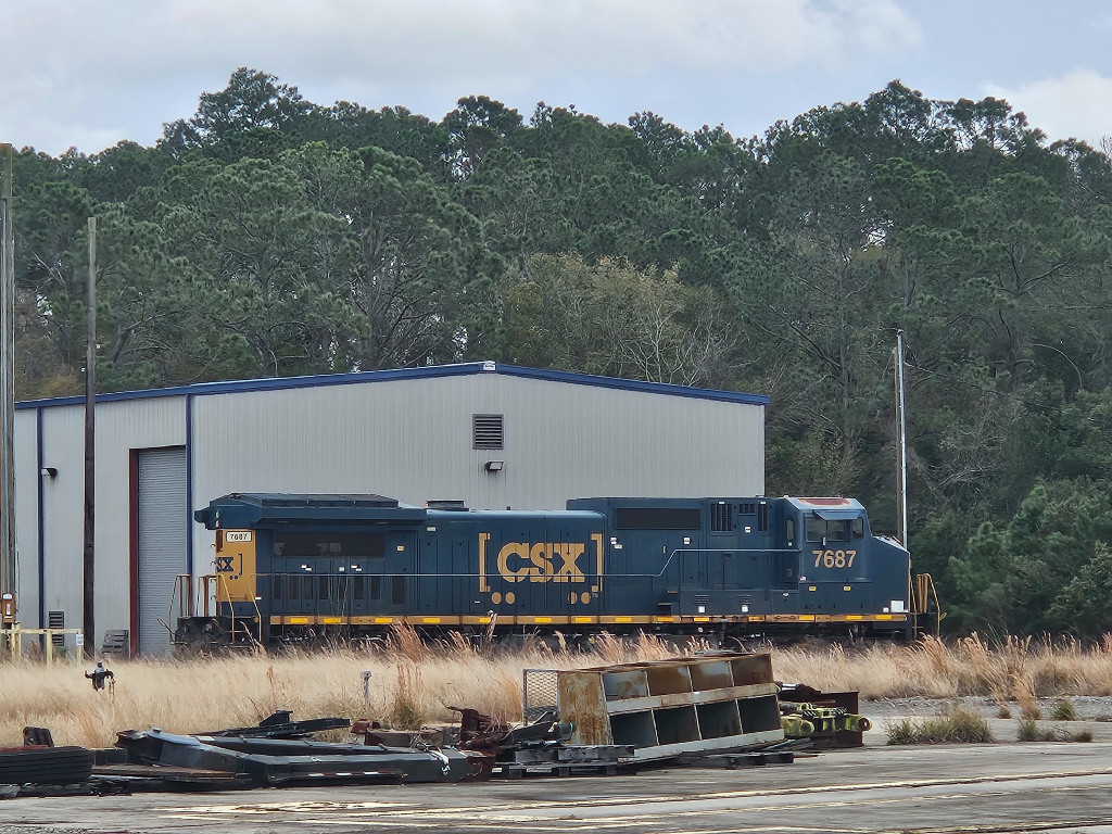 CSX 7687